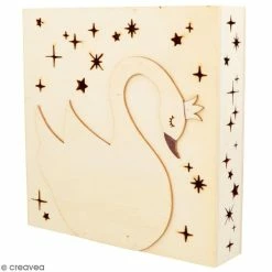 Acheter 🎁 Artemio Lampe à Décorer Lampe LED En Bois Ajourée - Cygne Et étoiles - 18 X 18 X 4 Cm 😉